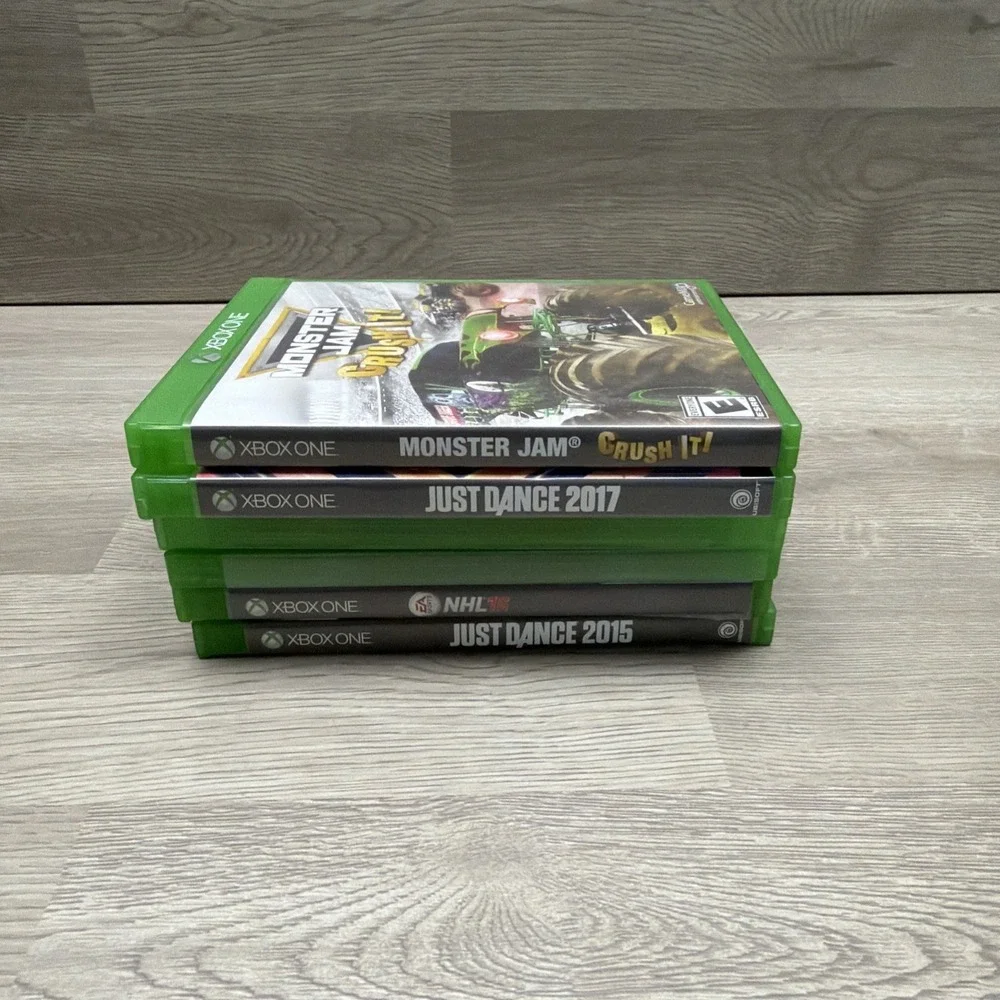 Xbox One Game Lot Of 6 Monster Jam, NHL 16, Just Dance 2017 2018,Spyro, NBA 2018